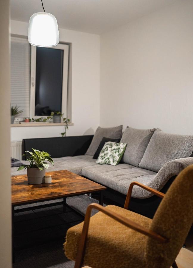 Apartment Ruhiges Mit Großem Balkon Und Stellplatz